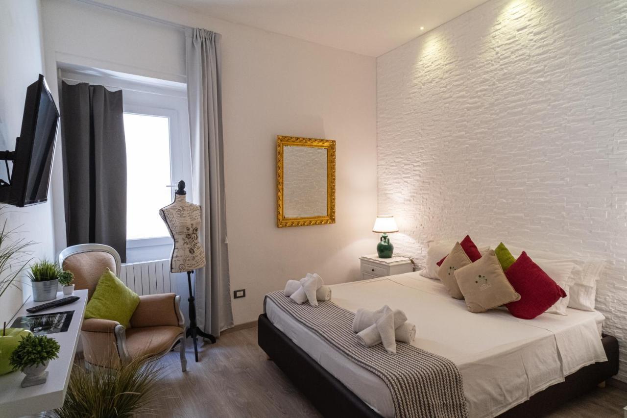 Apartamento Il Giardino Di Sybar Lecce Exterior foto