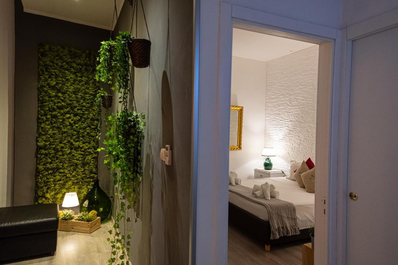 Apartamento Il Giardino Di Sybar Lecce Exterior foto