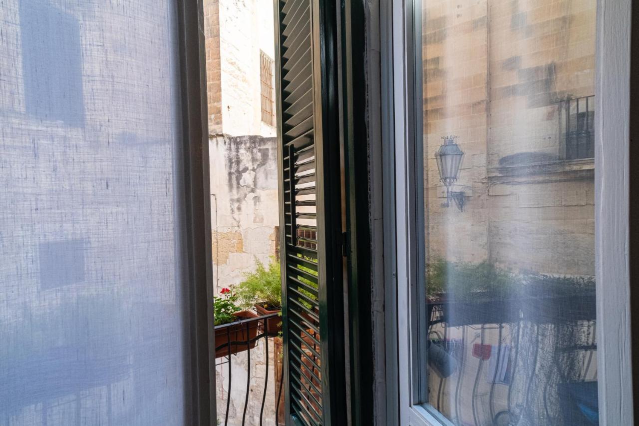 Apartamento Il Giardino Di Sybar Lecce Exterior foto