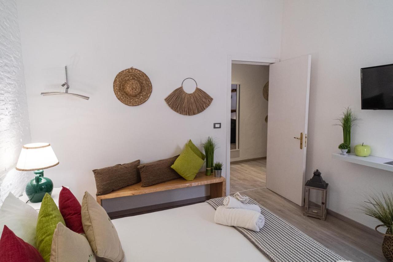 Apartamento Il Giardino Di Sybar Lecce Exterior foto