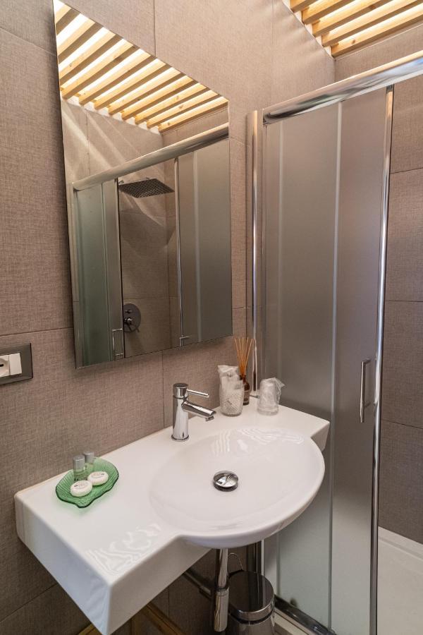 Apartamento Il Giardino Di Sybar Lecce Exterior foto