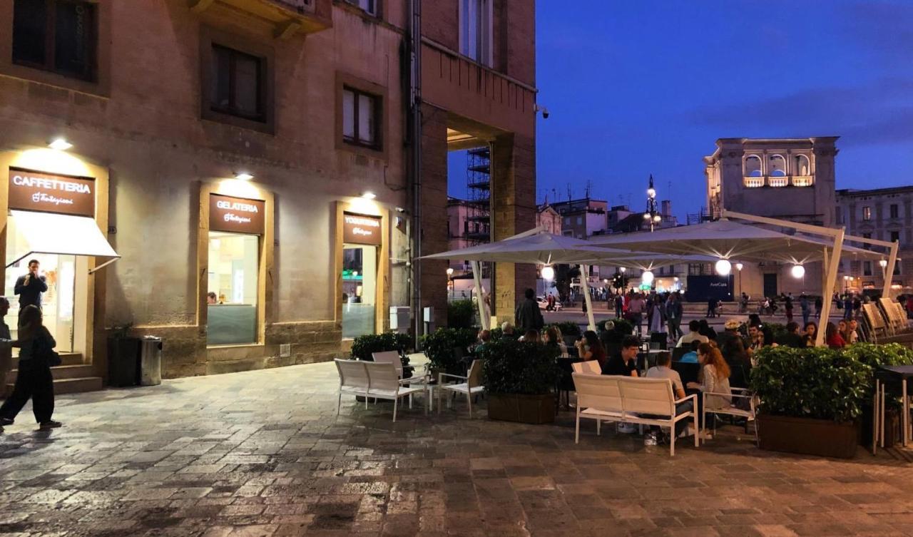 Apartamento Il Giardino Di Sybar Lecce Exterior foto